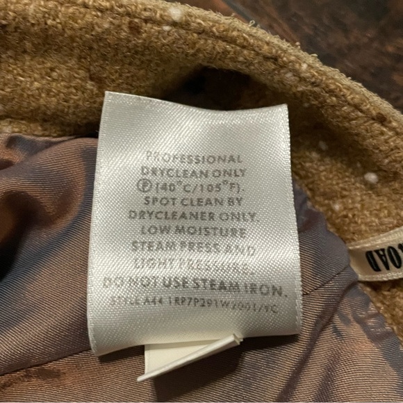 Vintage Tan Wool Skirt Size 4 - Picture 7 of 7